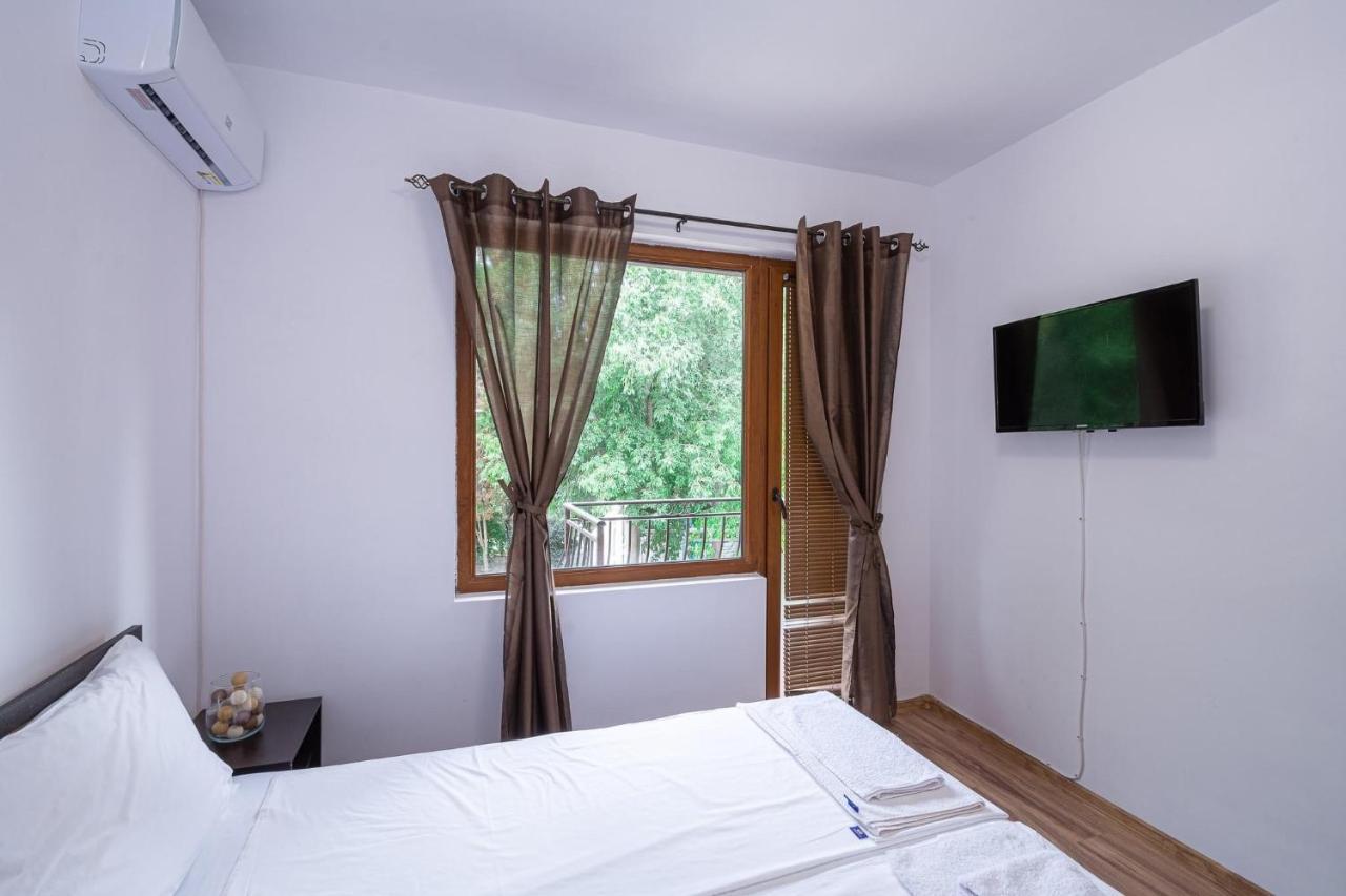 Къща За Гости Димови Sozopol Exterior photo
